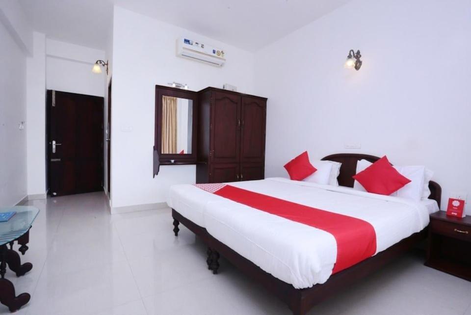 Swapnatheeram Beach Resort Kovalam Exterior foto